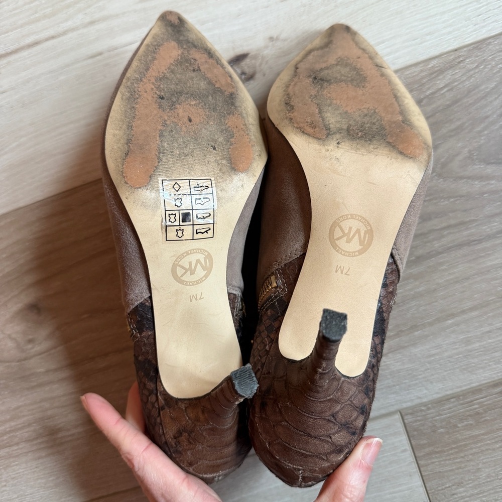 MICHAEL Michael Kors Tan and Brown Ankle Booties - Picture 6 of 7